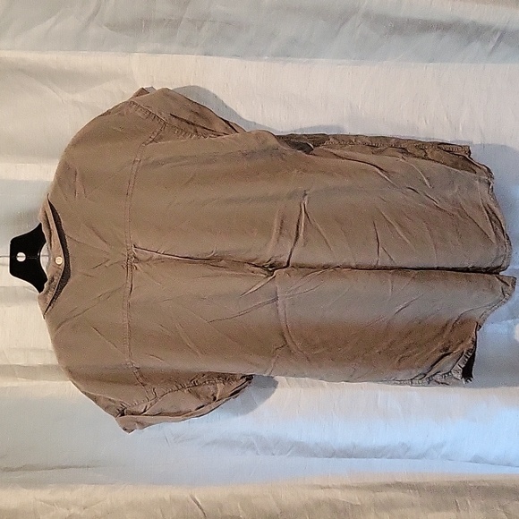 Thread + Supply Blouse - Picture 6 of 10